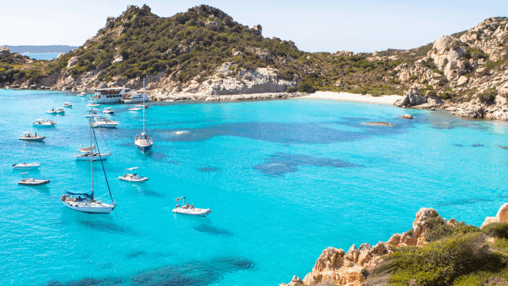 Idyllic Mediterranean bay - 20:20 Insights